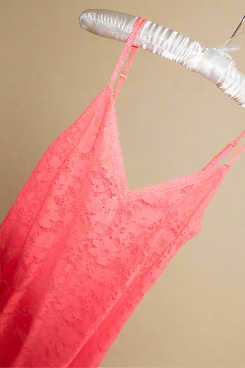 'bumping that' lingerie slip